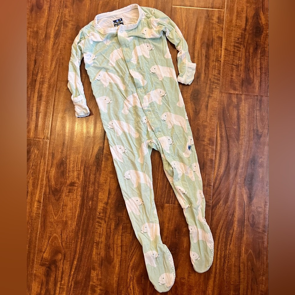 Toddler KicKee Pants walrus footie pajamas 18-24m